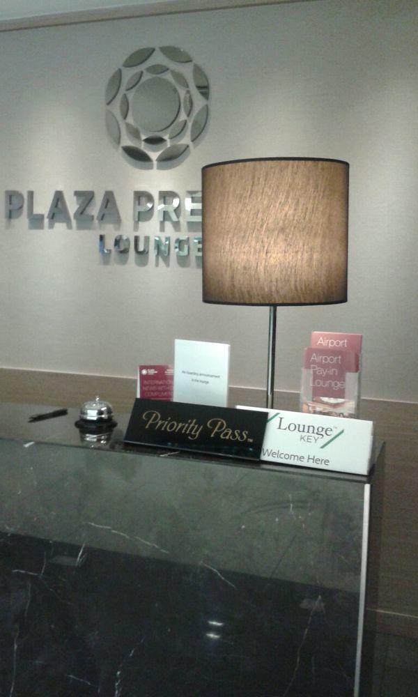 Hotel Plaza Premium Lounge à Bayan Lepas Extérieur photo