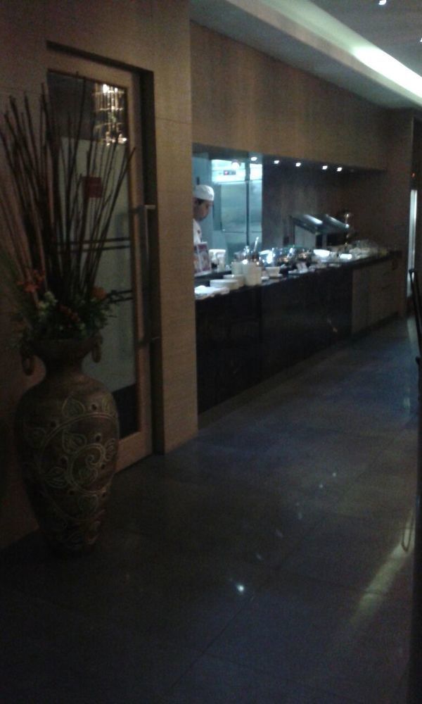 Hotel Plaza Premium Lounge à Bayan Lepas Extérieur photo